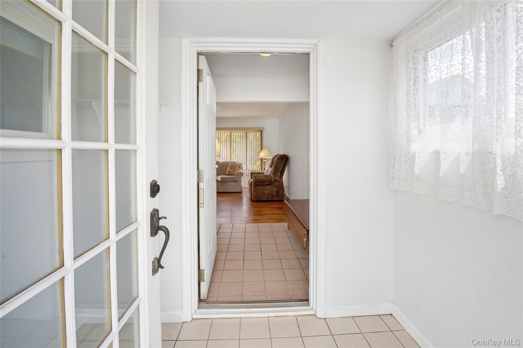 Single Family Hazelton Road Westchester County, NY 10710, MLS-1011334-4