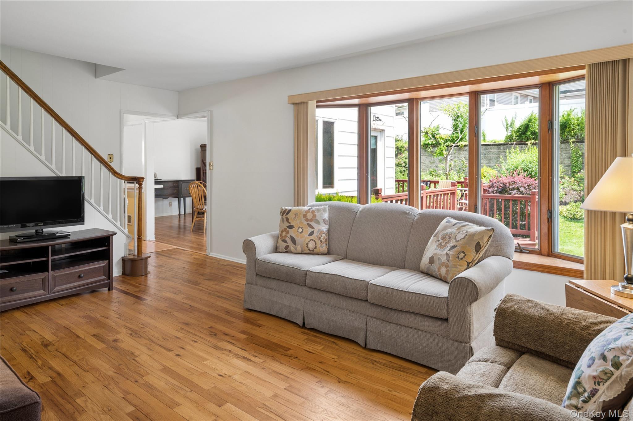 Single Family Hazelton Road Westchester County, NY 10710, MLS-1011334-7