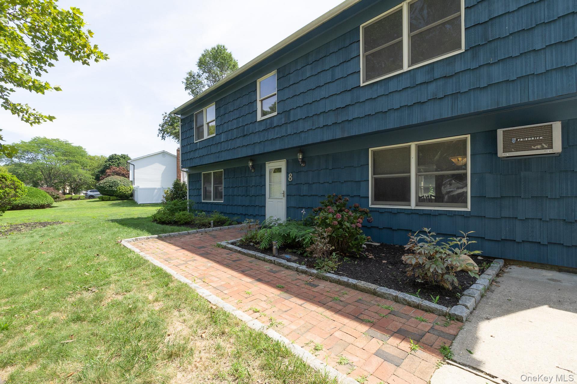 Single Family Long Meadow Place  Suffolk County, NY 11720, MLS-1011362-2