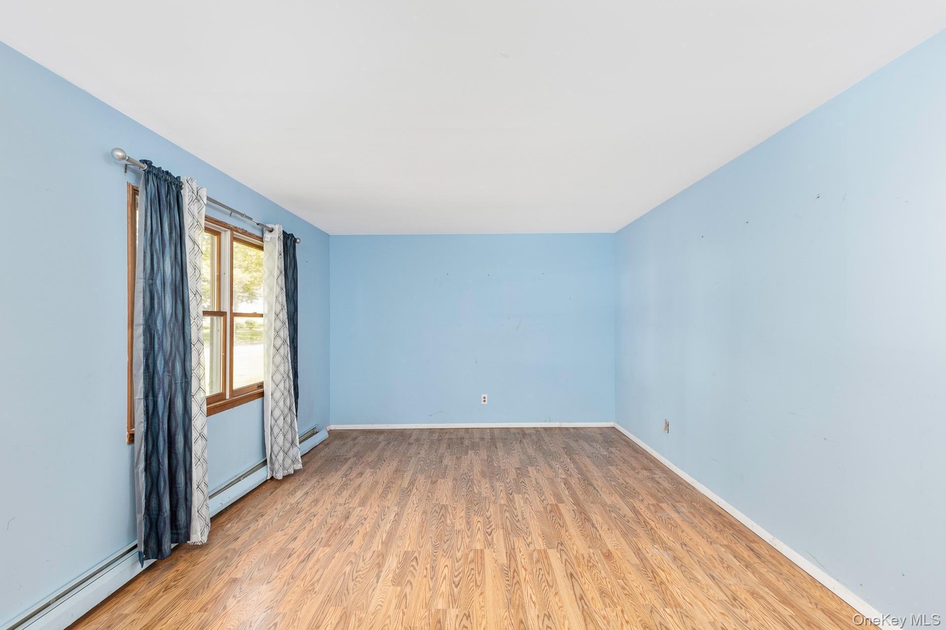 Single Family Long Meadow Place  Suffolk County, NY 11720, MLS-1011362-8