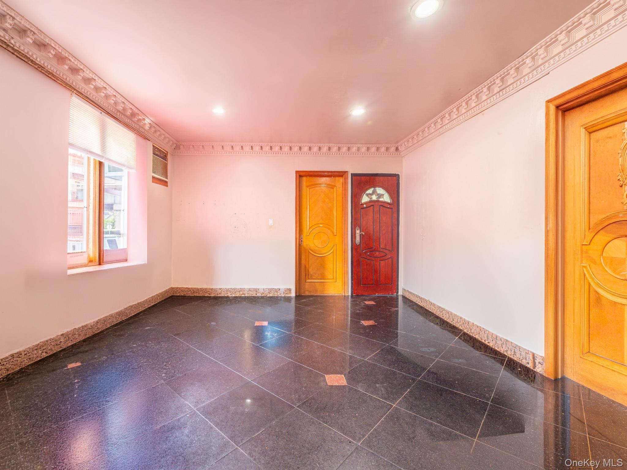 Single Family Bessemer Street  Queens, NY 11418, MLS-1011387-6