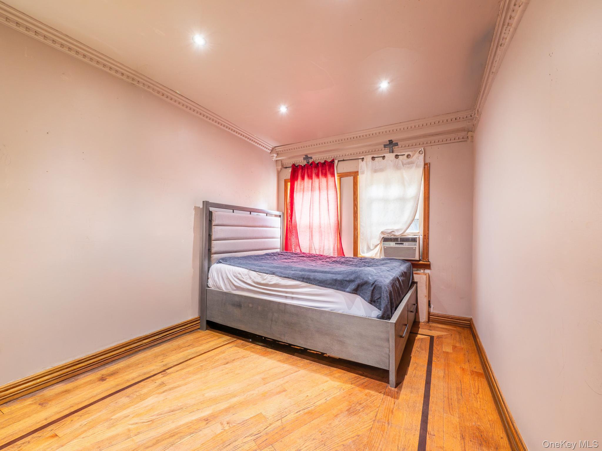 Single Family Bessemer Street  Queens, NY 11418, MLS-1011387-8