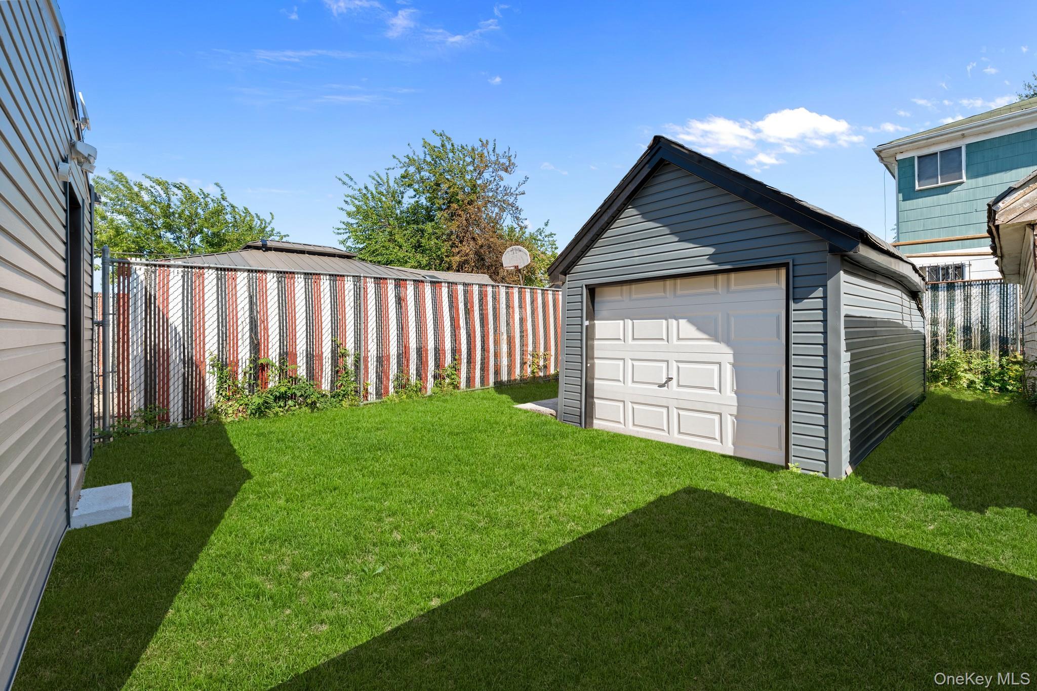 Single Family 116th Avenue Queens, NY 11436, MLS-1011399-10