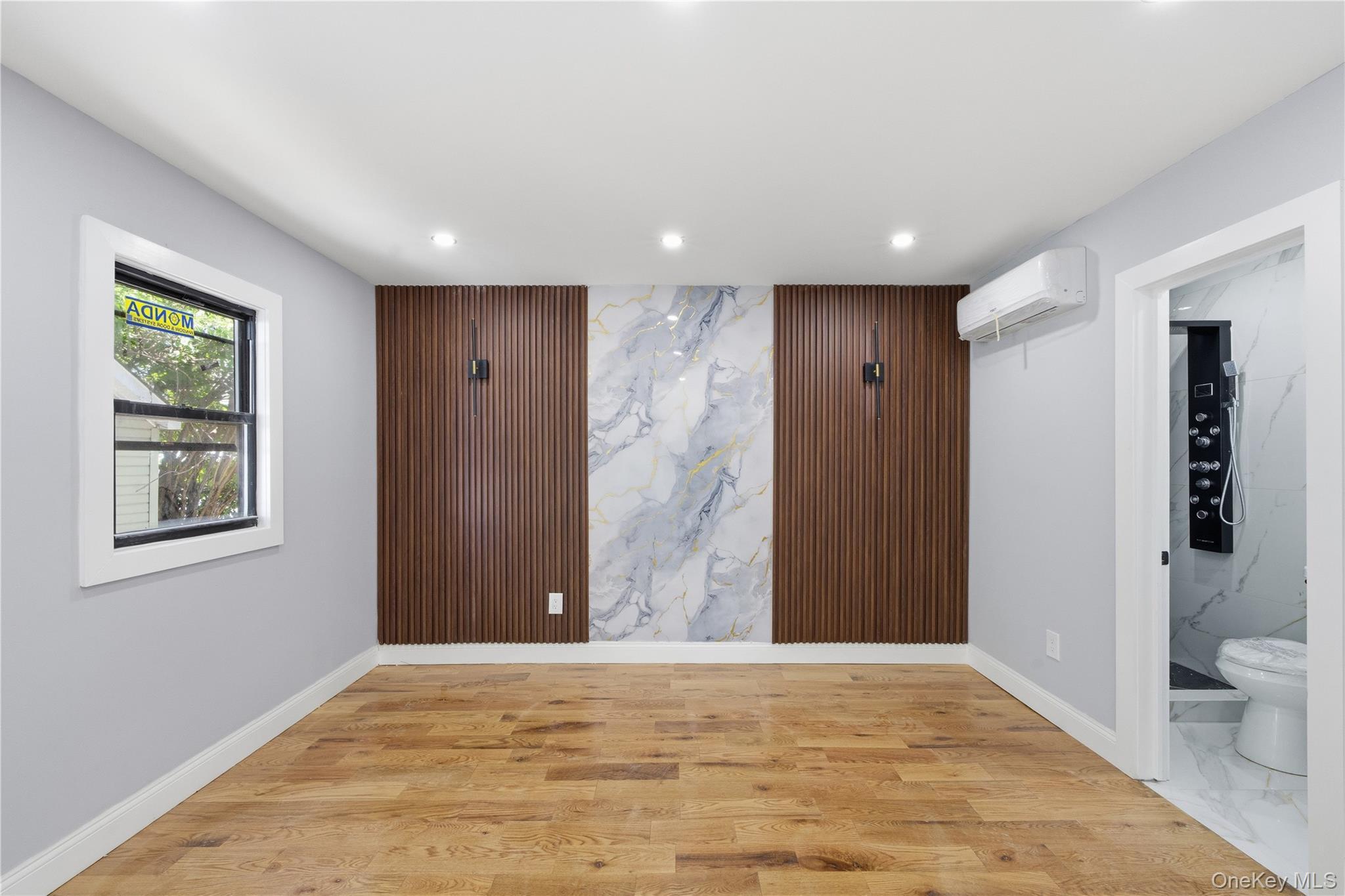 Single Family 212th Street  Queens, NY 11429, MLS-1011407-11