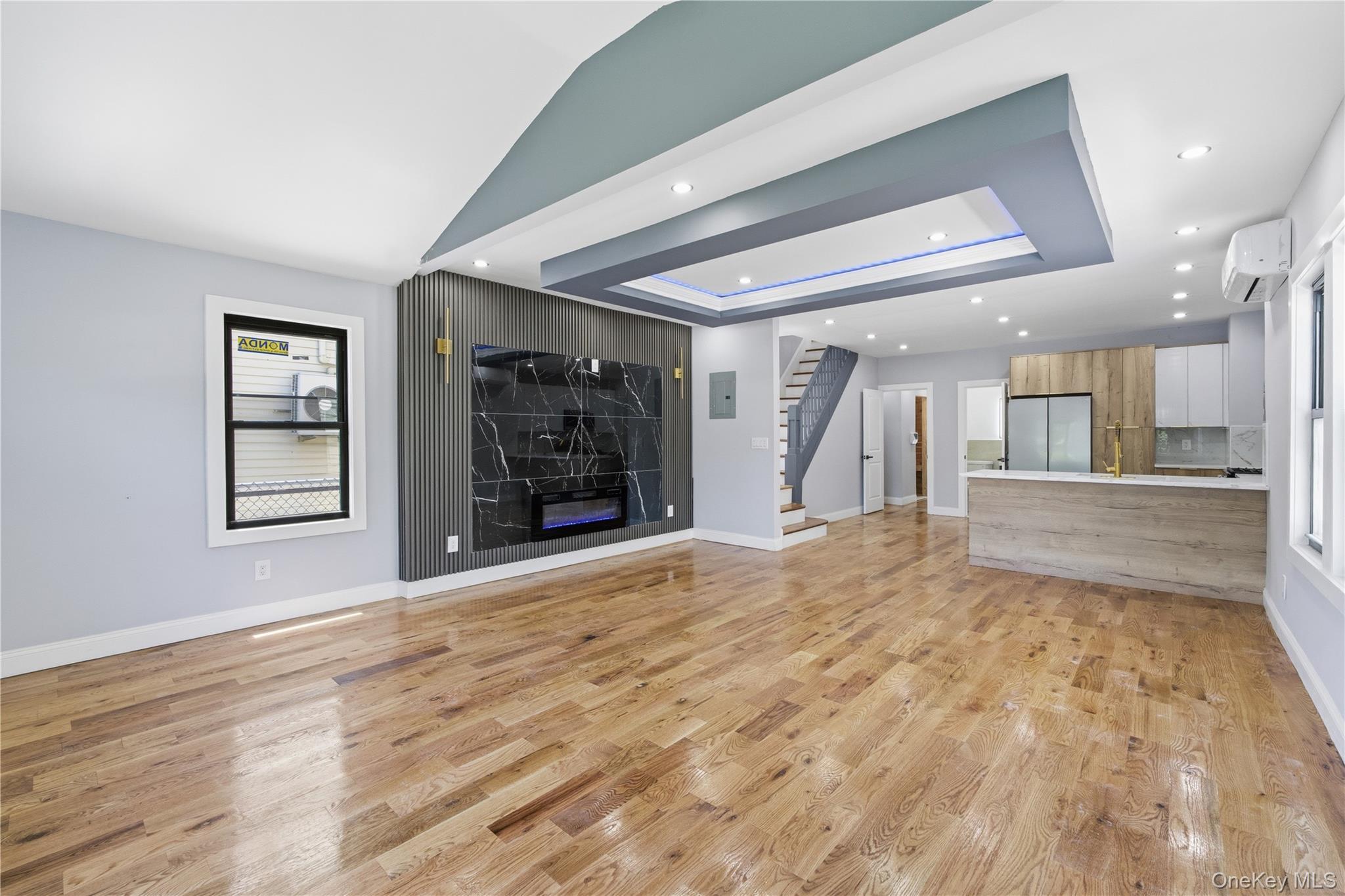 Single Family 212th Street  Queens, NY 11429, MLS-1011407-12