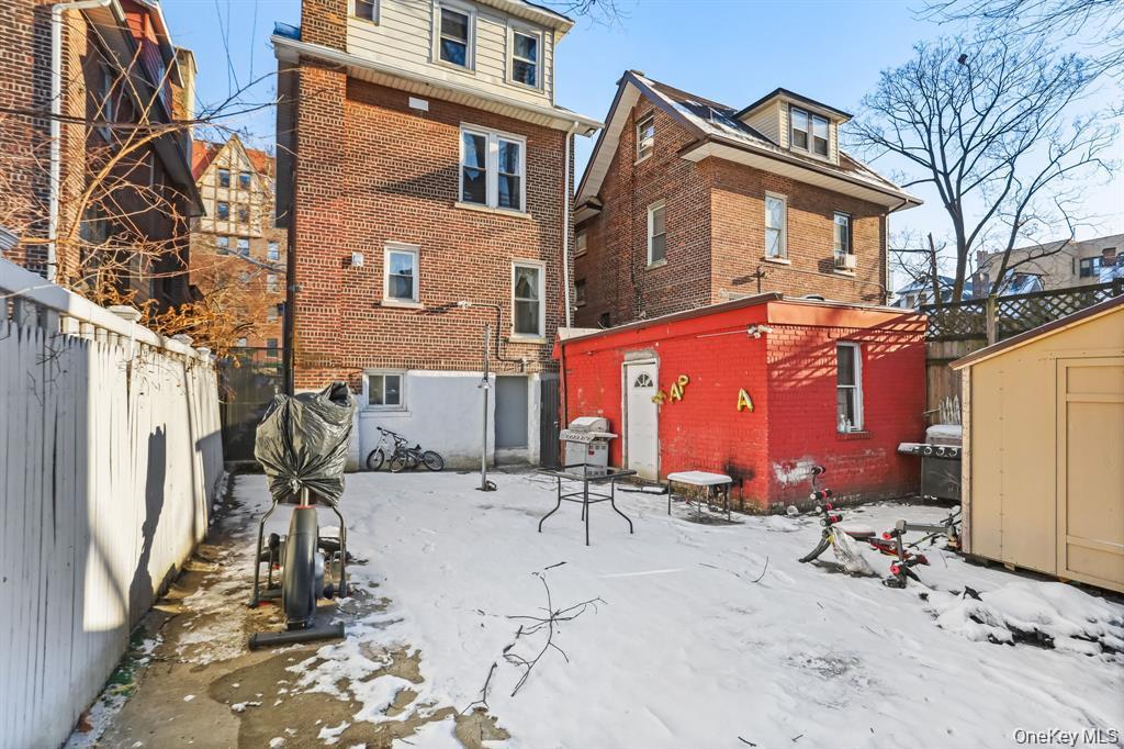 Single Family Andrews Avenue Bronx, NY 10453, MLS-1011421-29
