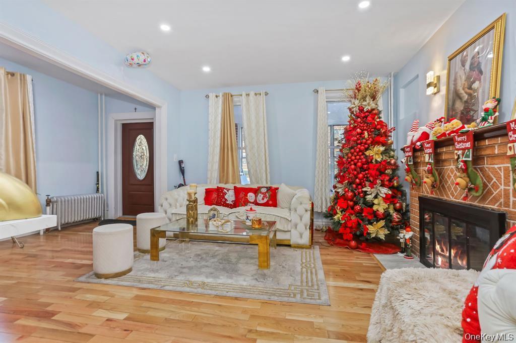 Single Family Andrews Avenue Bronx, NY 10453, MLS-1011421-6