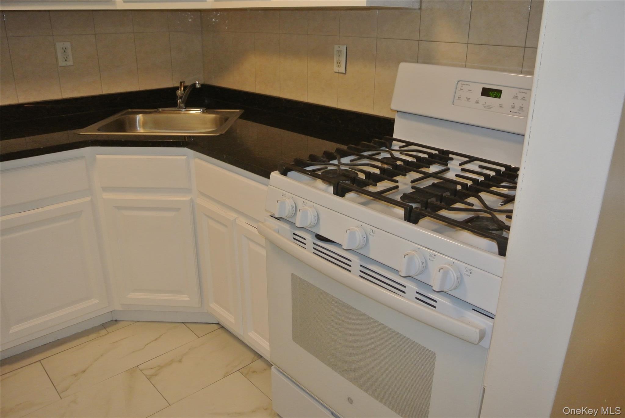 Apartment East 29th  Brooklyn, NY 11226, MLS-1011422-6