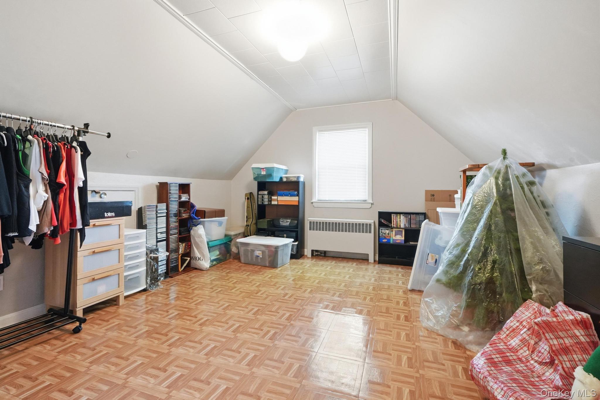 Single Family 86th Queens, NY 11426, MLS-1011434-11