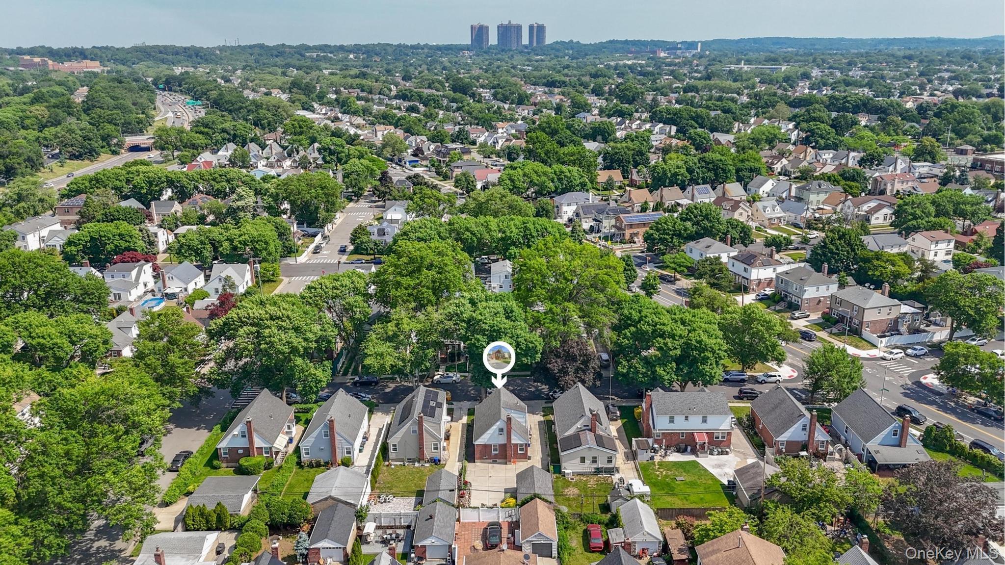 Single Family 86th Queens, NY 11426, MLS-1011434-18