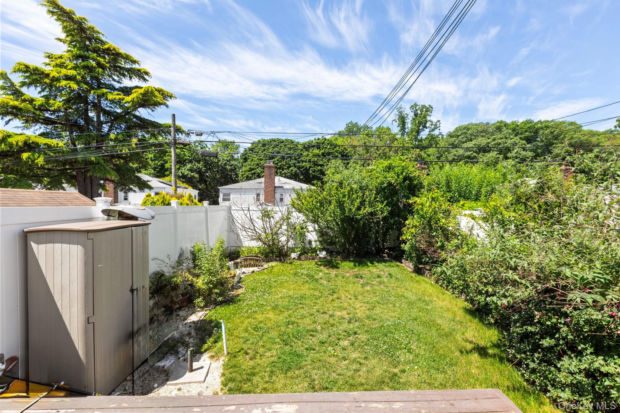 Single Family 211th Queens, NY 11364, MLS-1011475-12