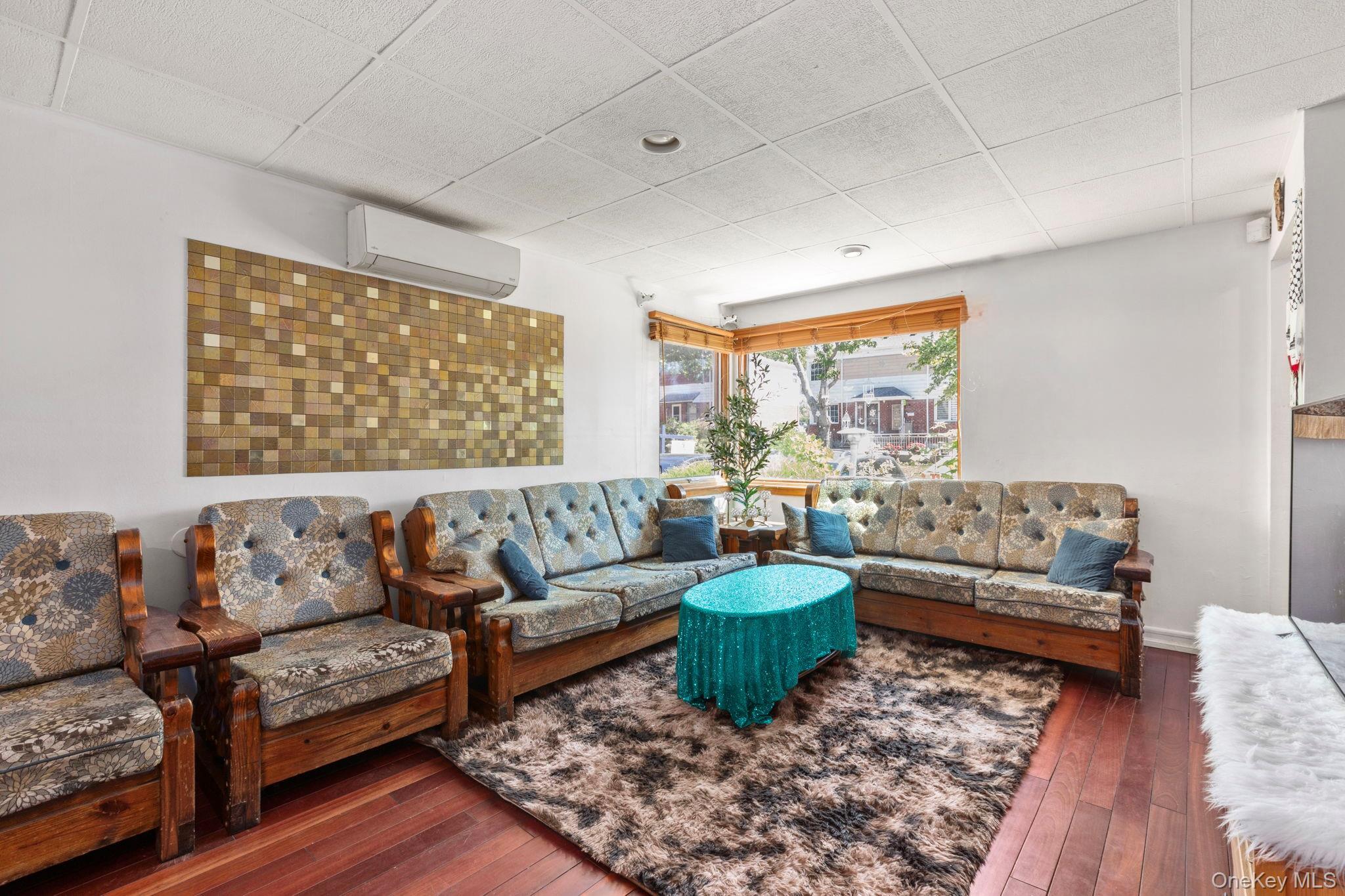 Single Family 211th Queens, NY 11364, MLS-1011475-2