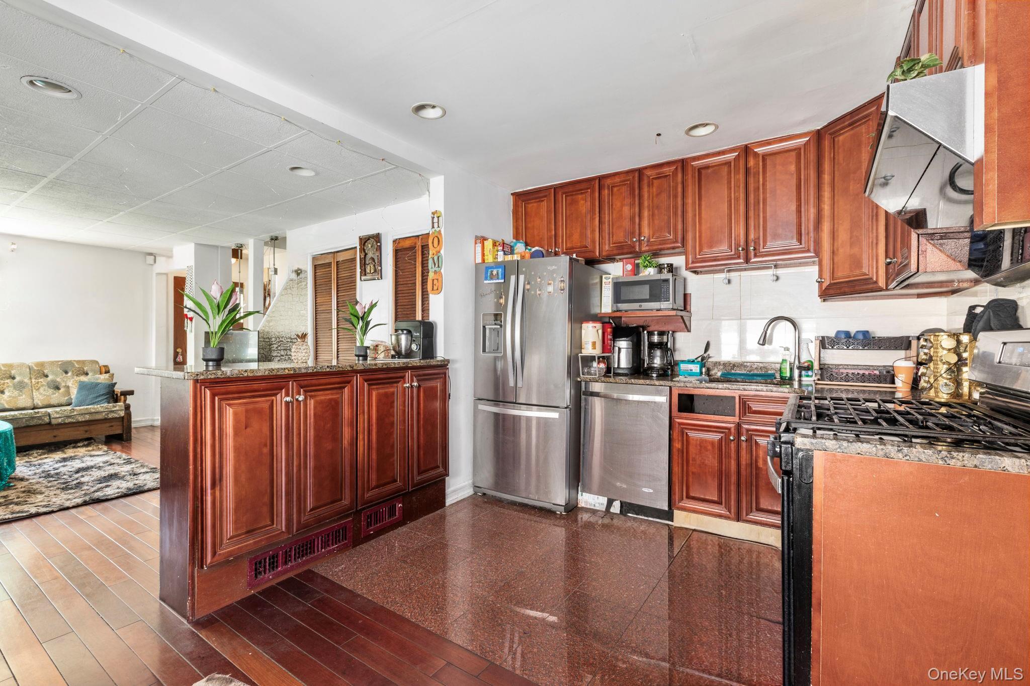 Single Family 211th Queens, NY 11364, MLS-1011475-5