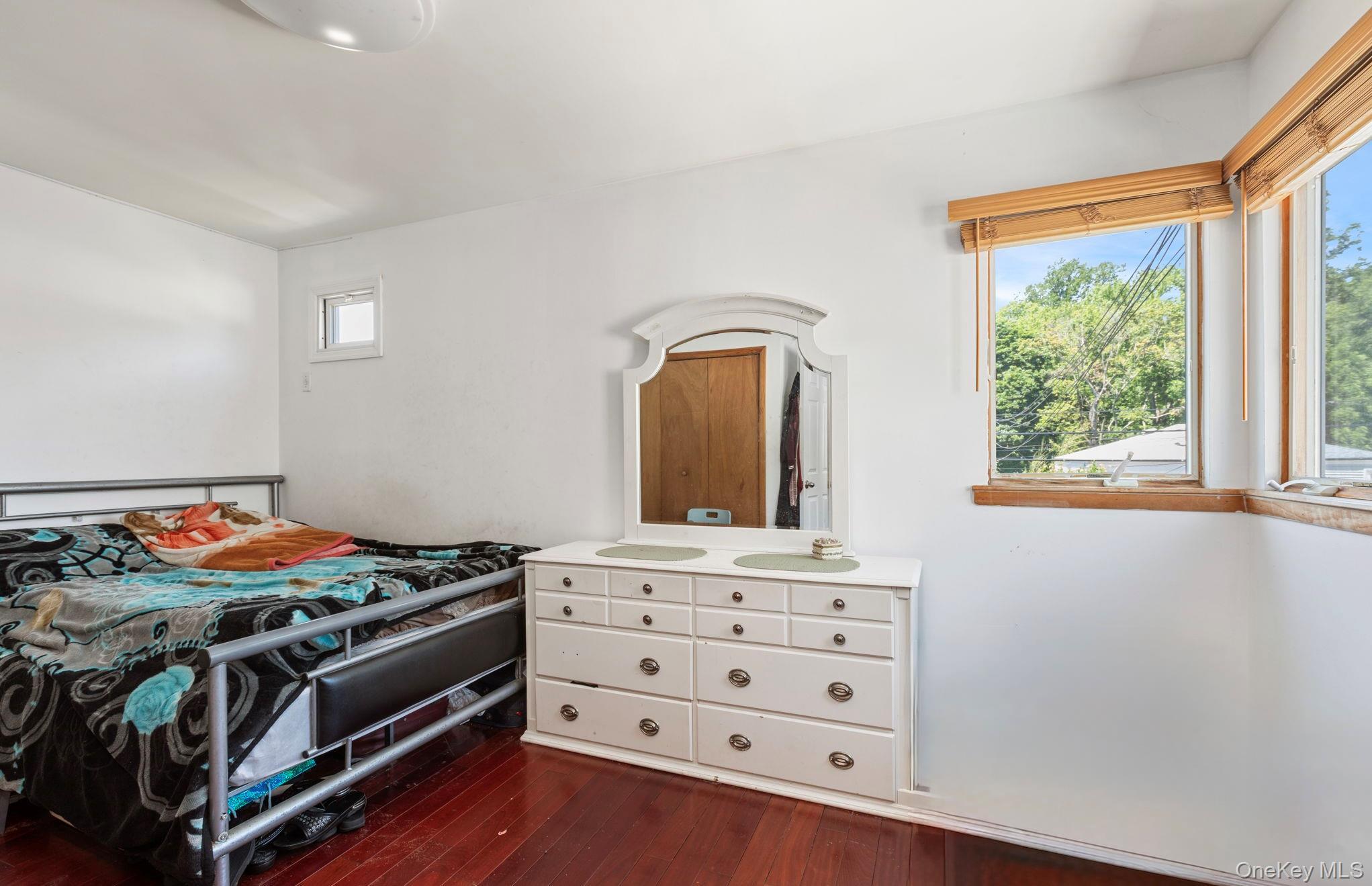 Single Family 211th Queens, NY 11364, MLS-1011475-9