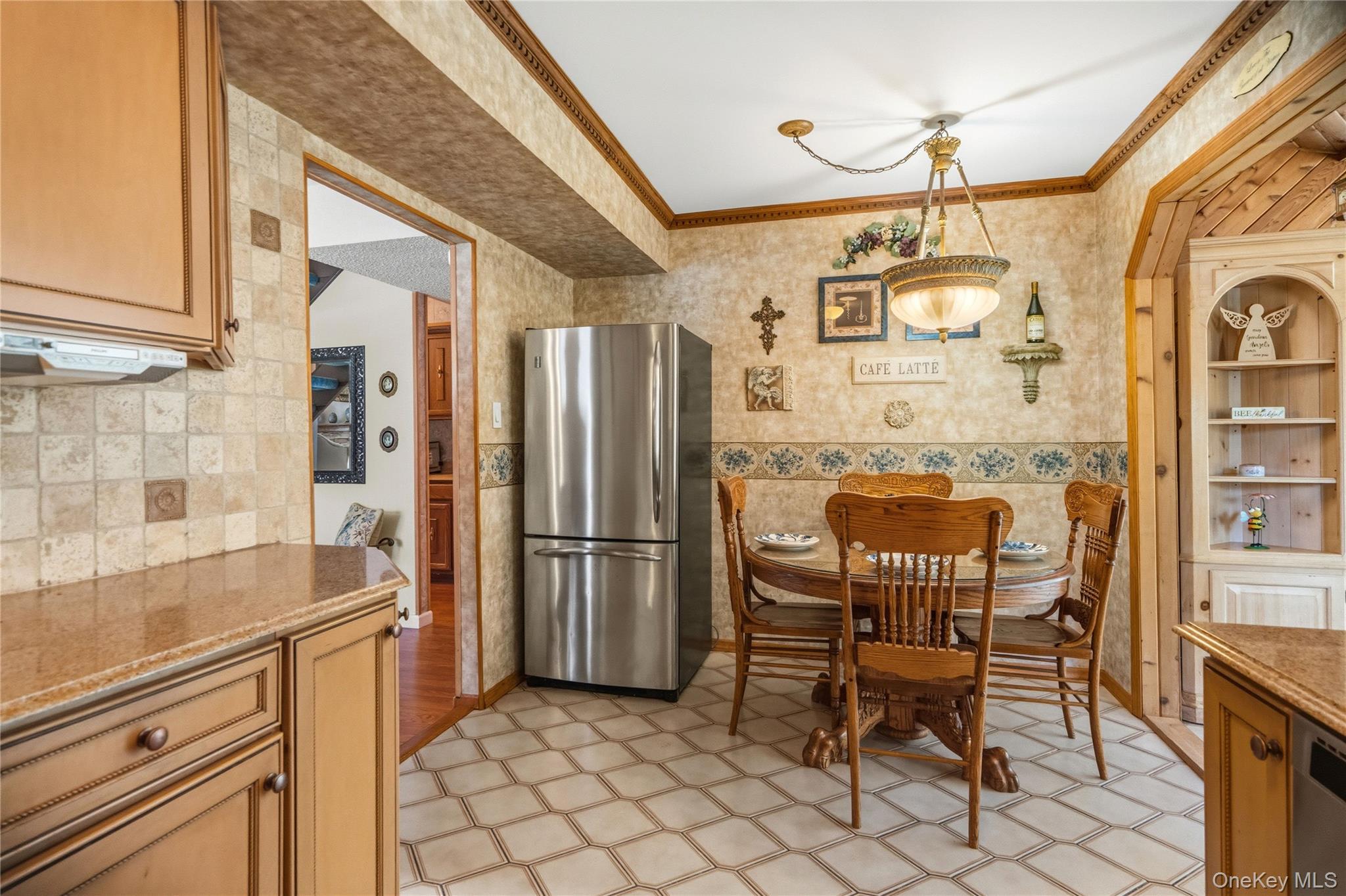 Single Family Greenbelt Parkway W Suffolk County, NY 11741, MLS-1011476-17