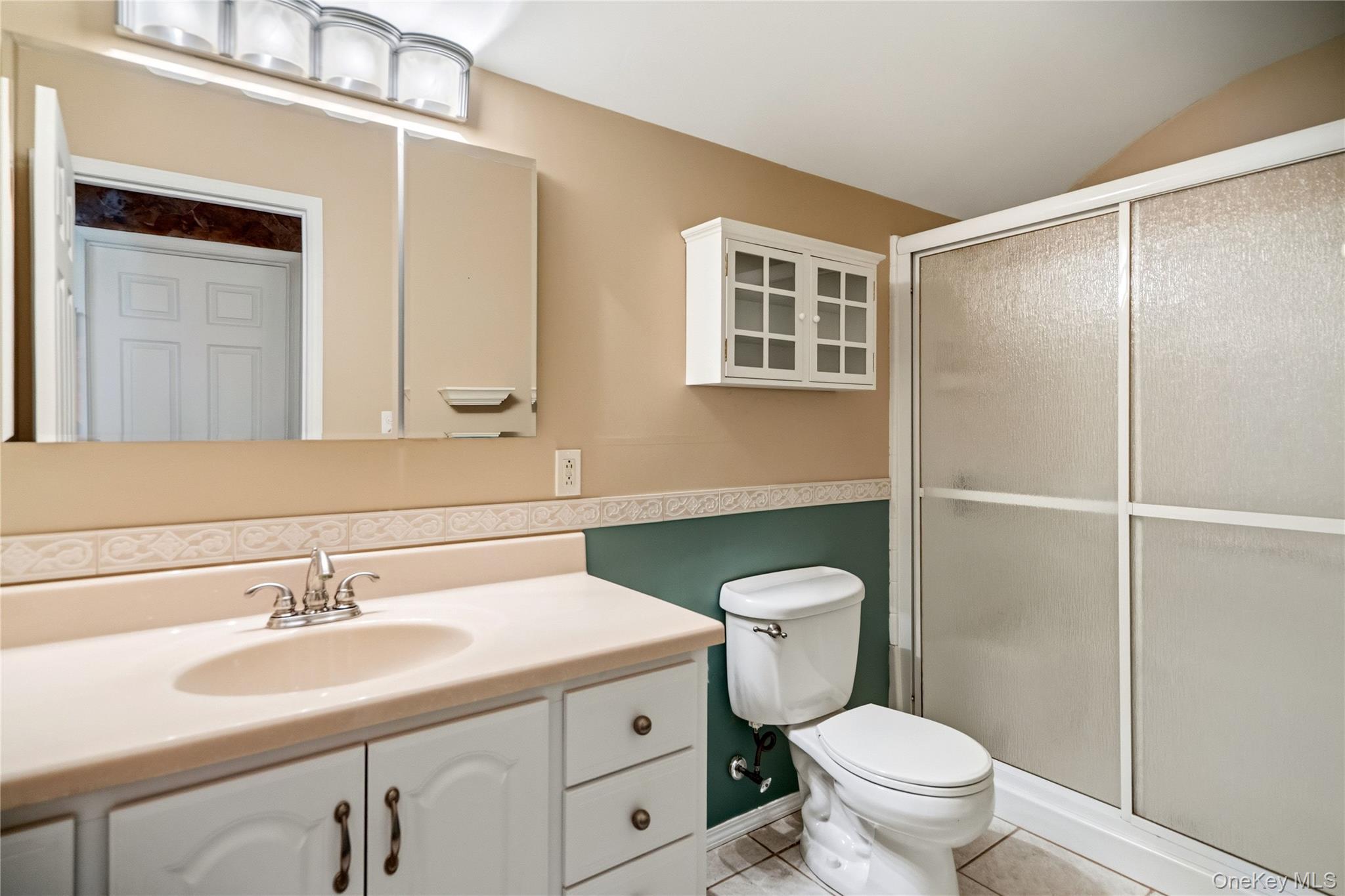 Single Family Greenbelt Parkway W Suffolk County, NY 11741, MLS-1011476-37