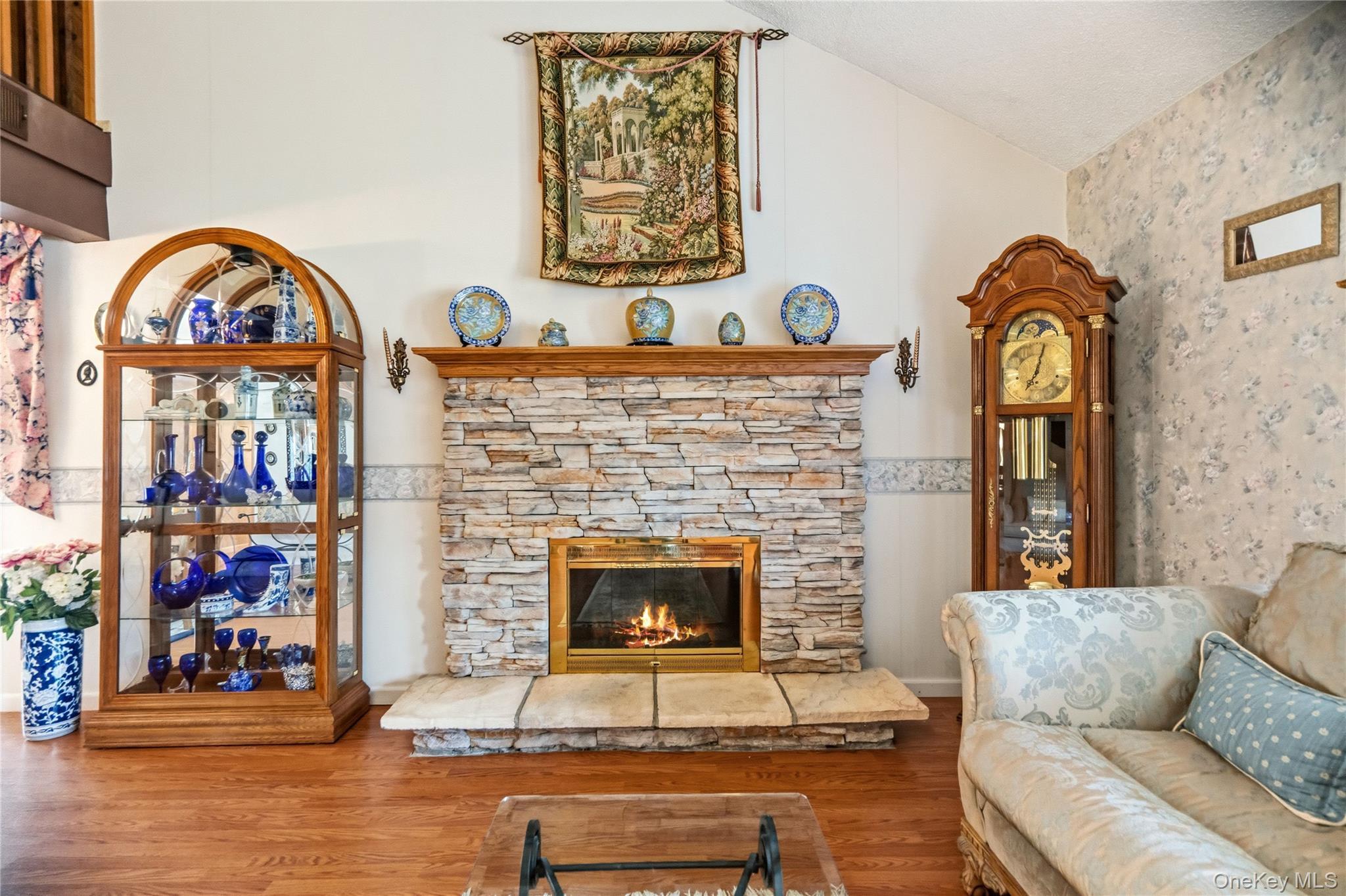 Single Family Greenbelt Parkway W Suffolk County, NY 11741, MLS-1011476-6