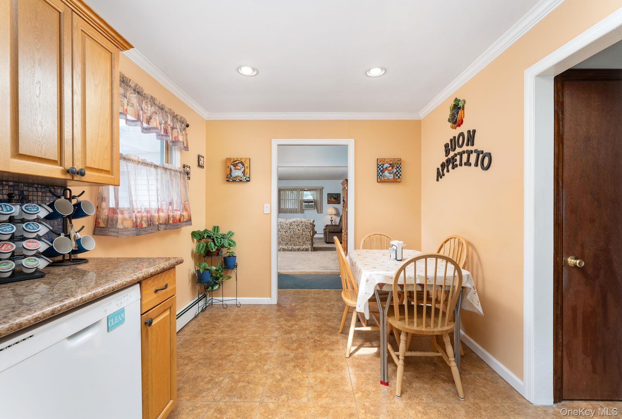 Single Family Stuyvesant Drive Suffolk County, NY 11776, MLS-1011489-4