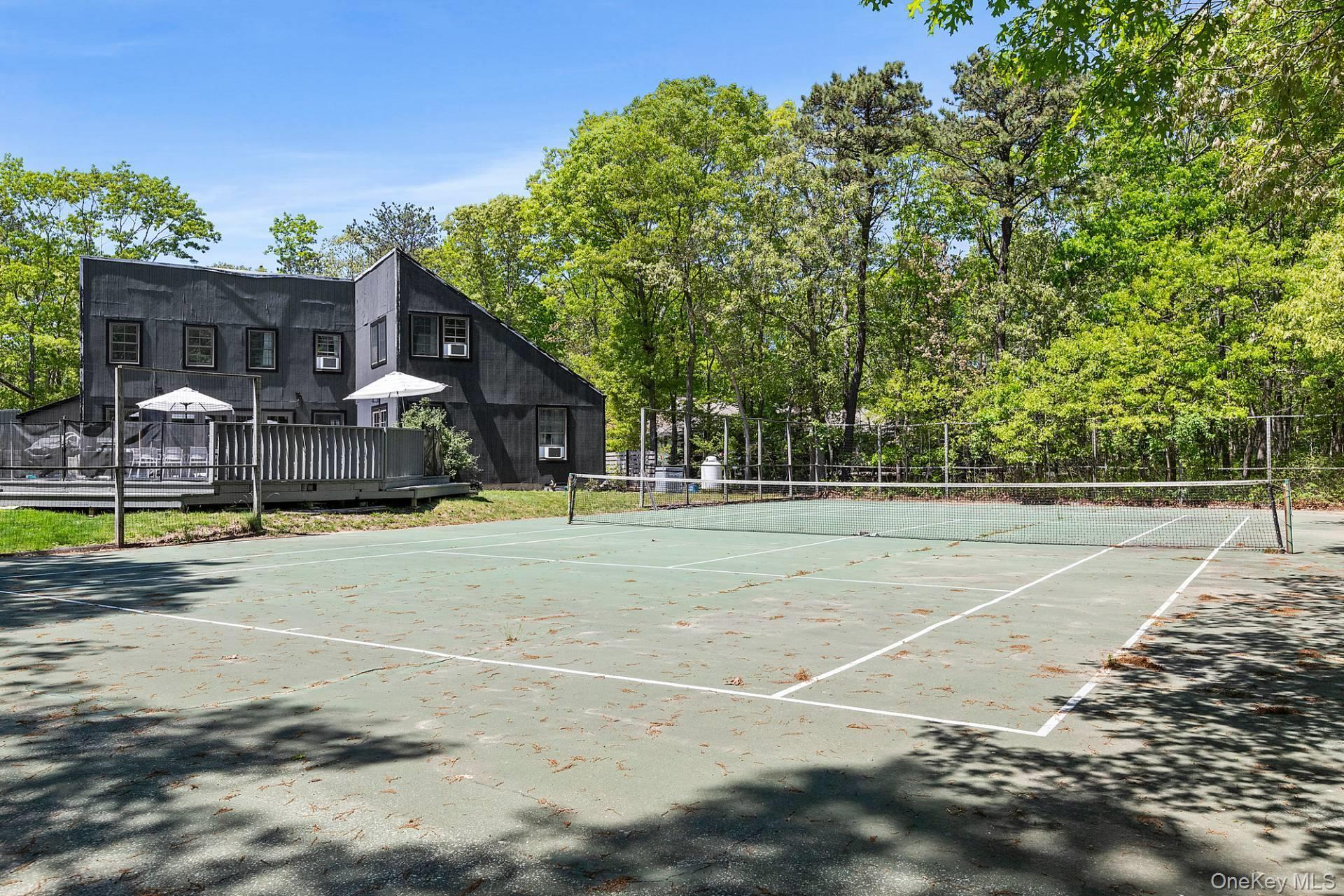 Single Family North Quarter Rd  Suffolk County, NY 11977, MLS-1011511-12