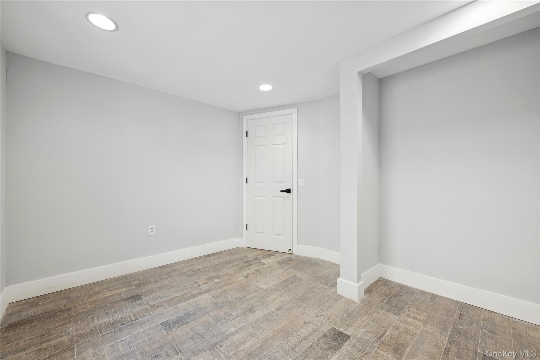 Single Family 164th Queens, NY 11414, MLS-1011528-19