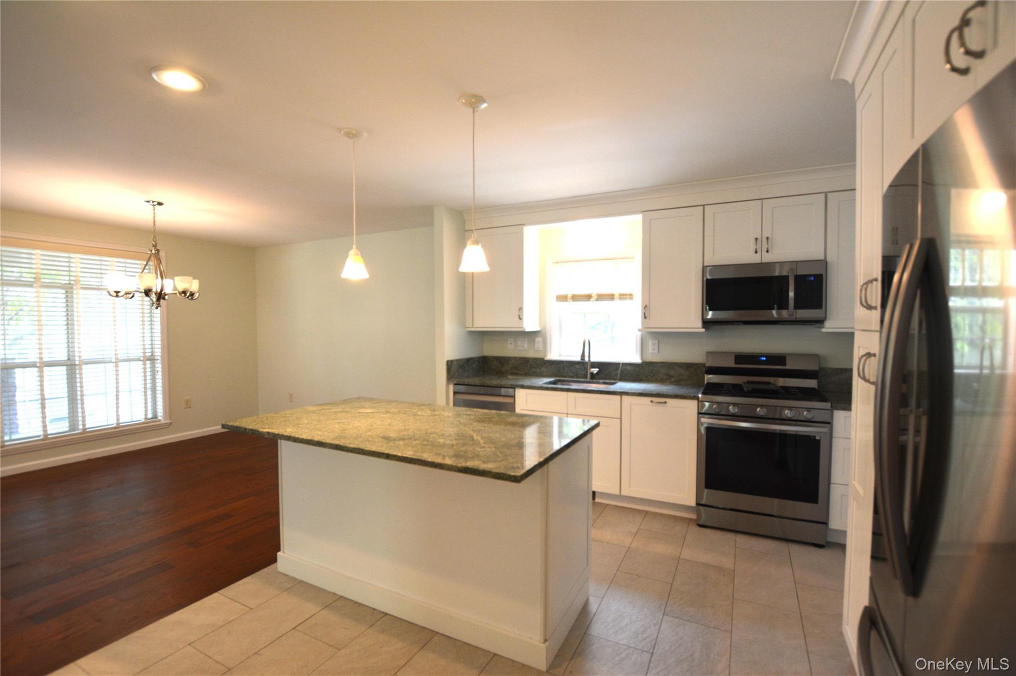 Single Family Old Country Road  Suffolk County, NY 11901, MLS-1011541-11