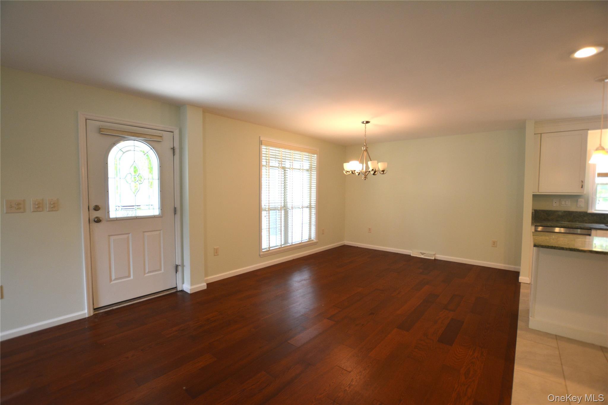 Single Family Old Country Road  Suffolk County, NY 11901, MLS-1011541-8