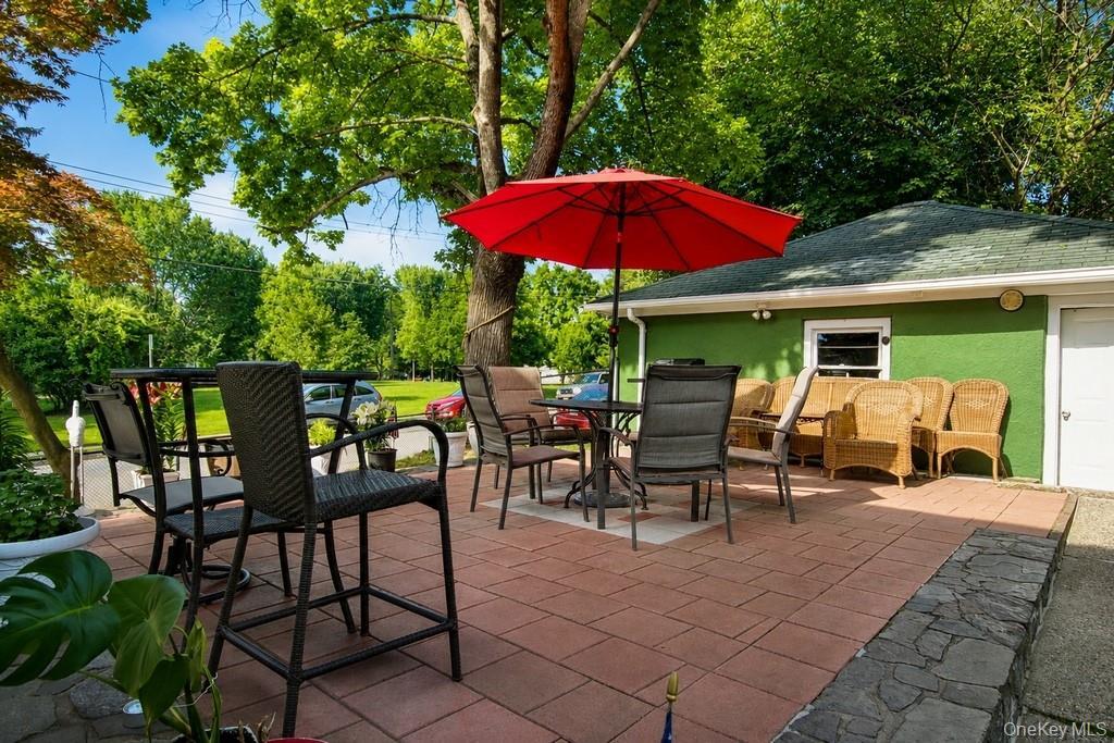 Single Family Spring Street Westchester County, NY 10562, MLS-1011590-15