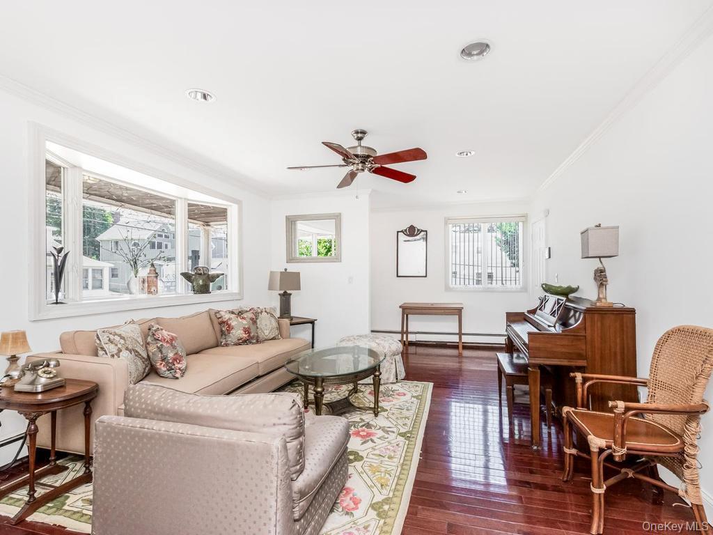 Single Family Carroll Street  Bronx, NY 10464, MLS-1011592-3
