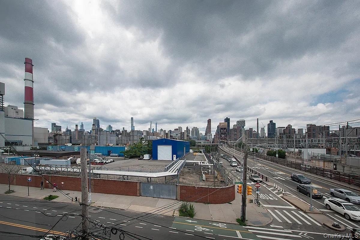 Commercial Sale Vernon Boulevard  Queens, NY 11106, MLS-1011596-6
