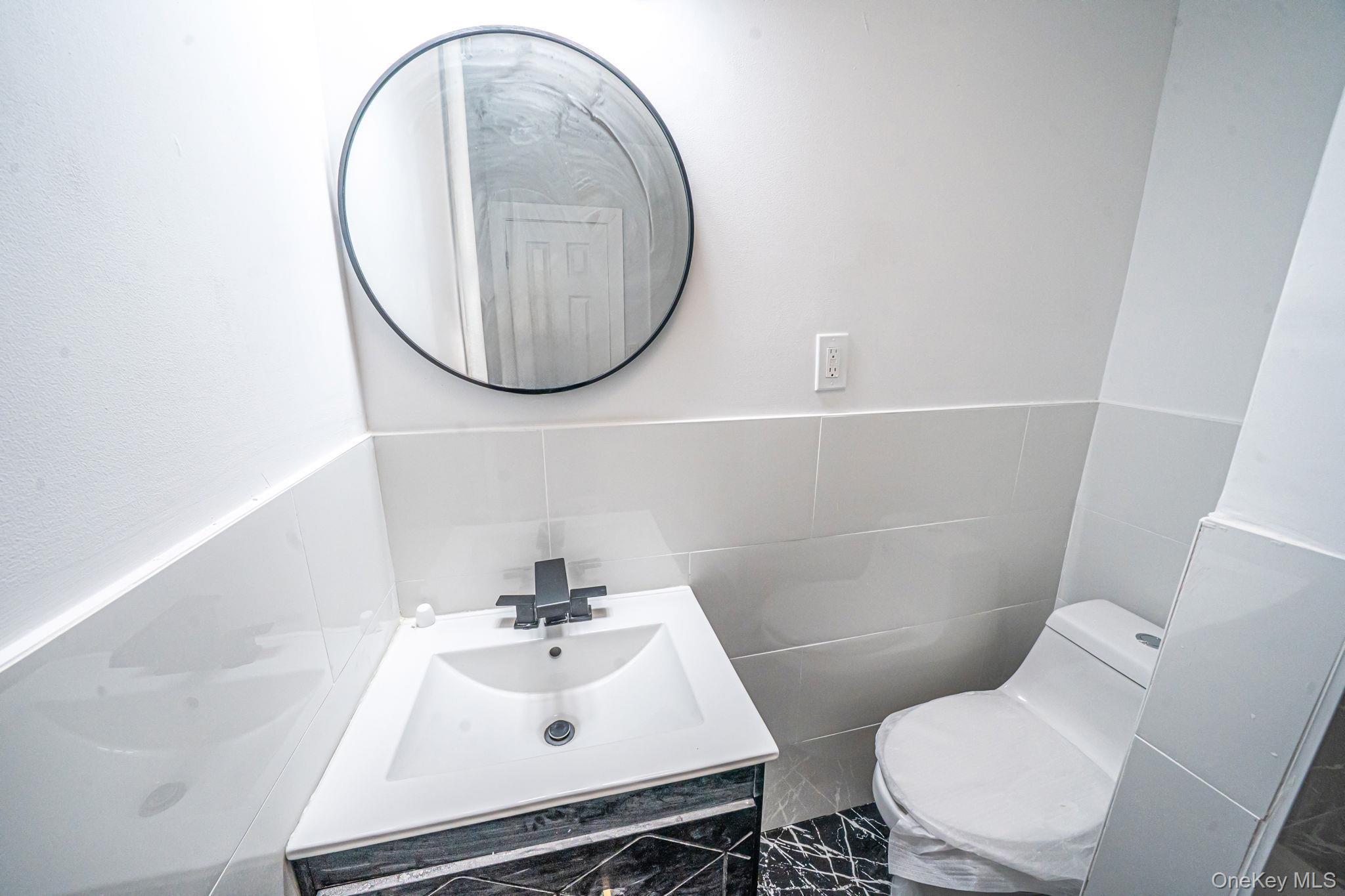 Single Family Montauk Queens, NY 11413, MLS-1011599-40