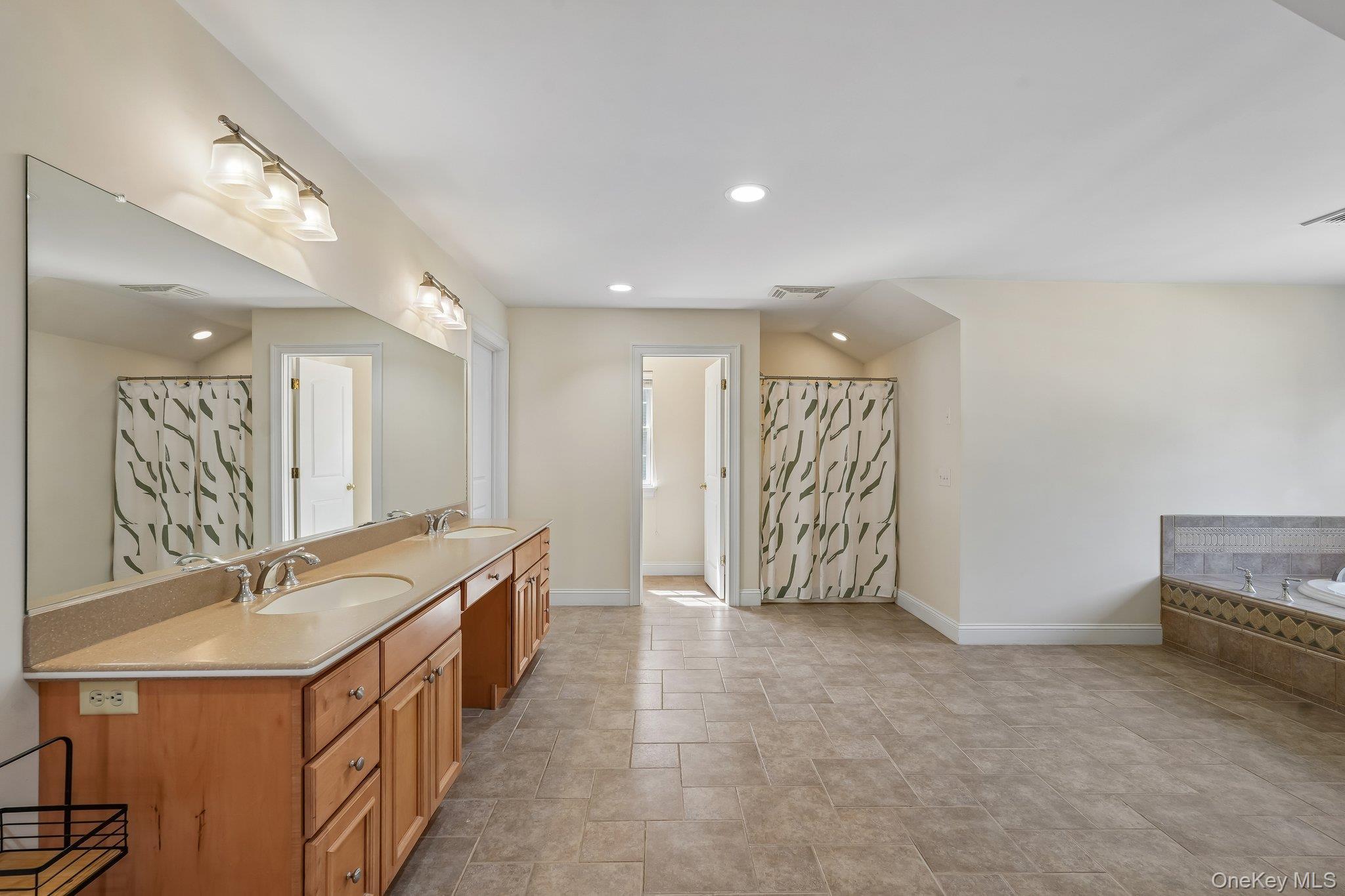 Single Family Winding Brook Court Orange County, NY 12553, MLS-1011610-40