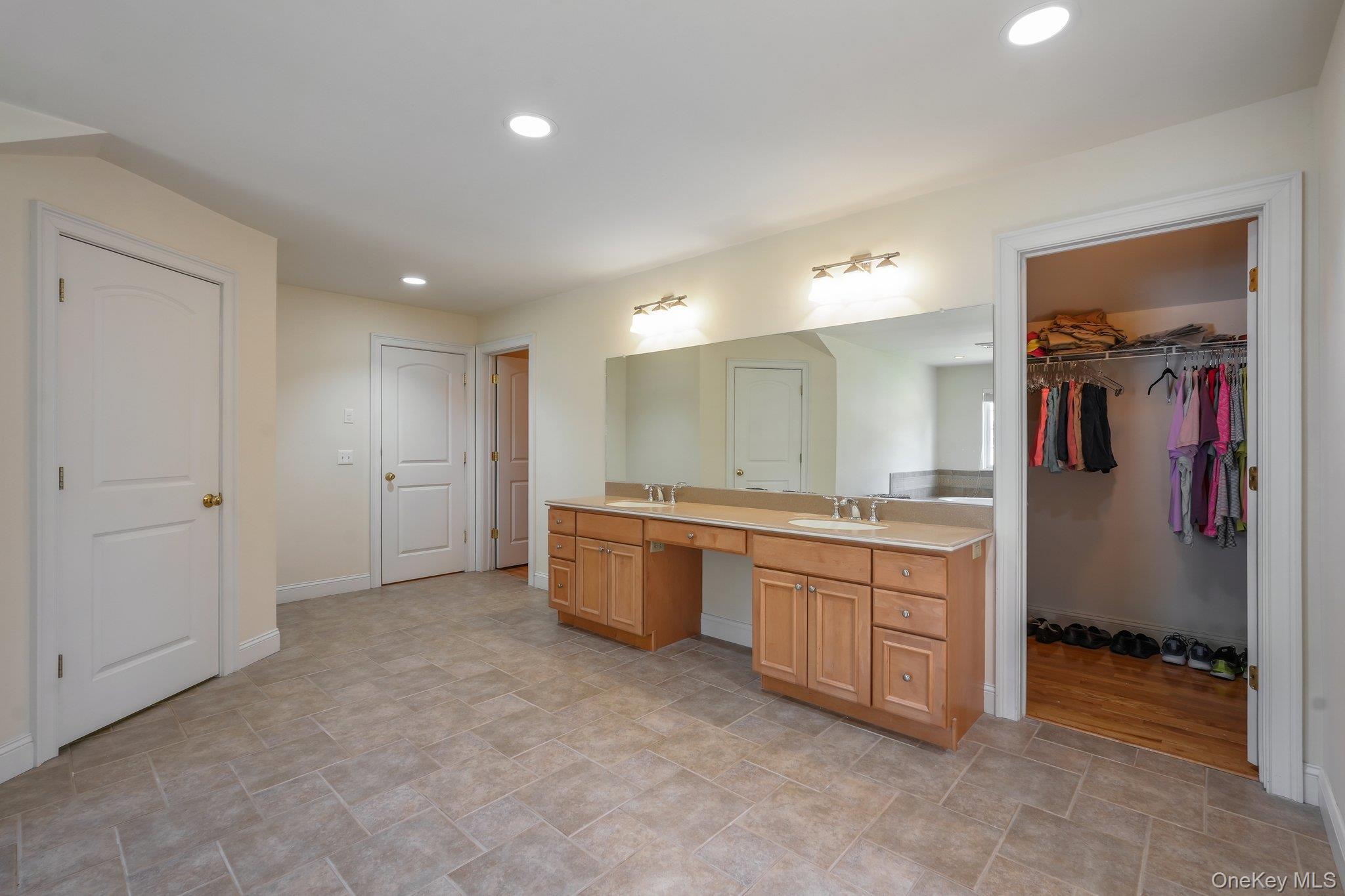 Single Family Winding Brook Court Orange County, NY 12553, MLS-1011610-43
