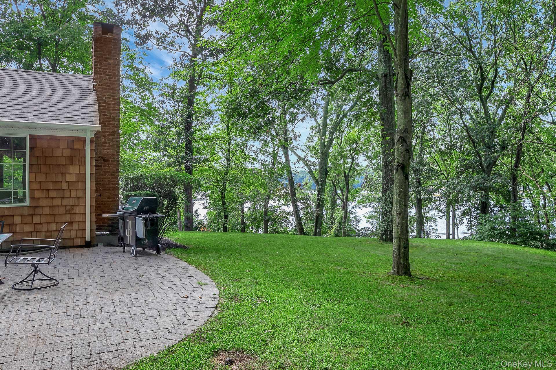 Single Family River Road  Suffolk County, NY 11780, MLS-1011636-26