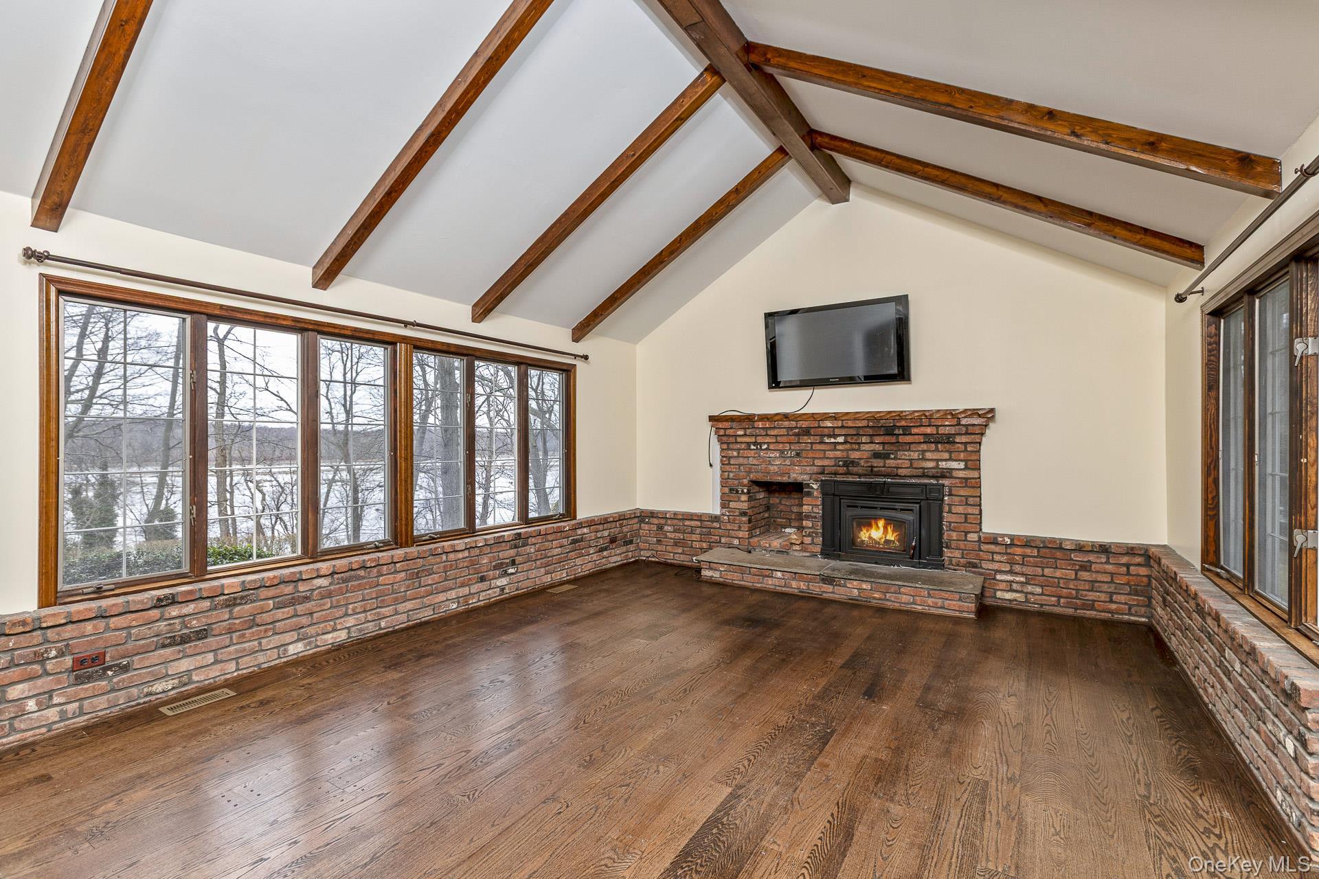 Single Family River Road  Suffolk County, NY 11780, MLS-1011636-8