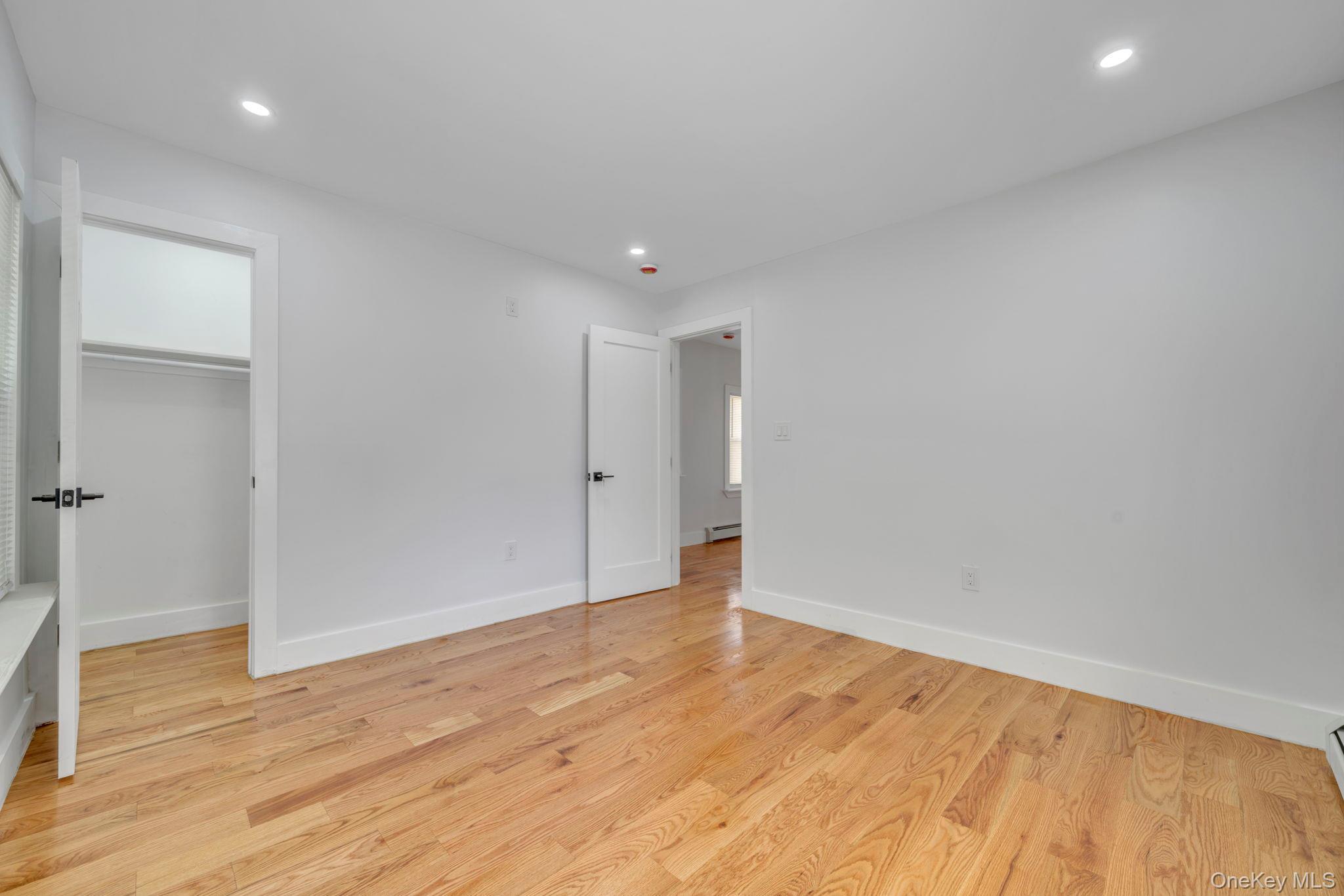 Single Family Quincy  Bronx, NY 10465, MLS-1011639-17