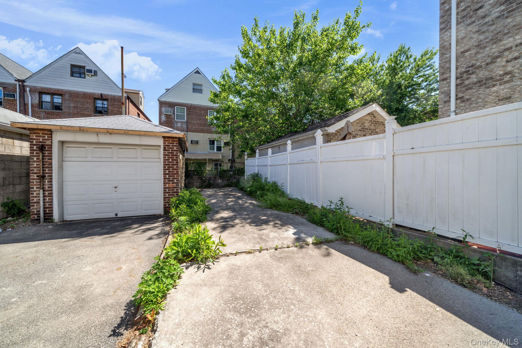 Single Family Quincy  Bronx, NY 10465, MLS-1011639-33