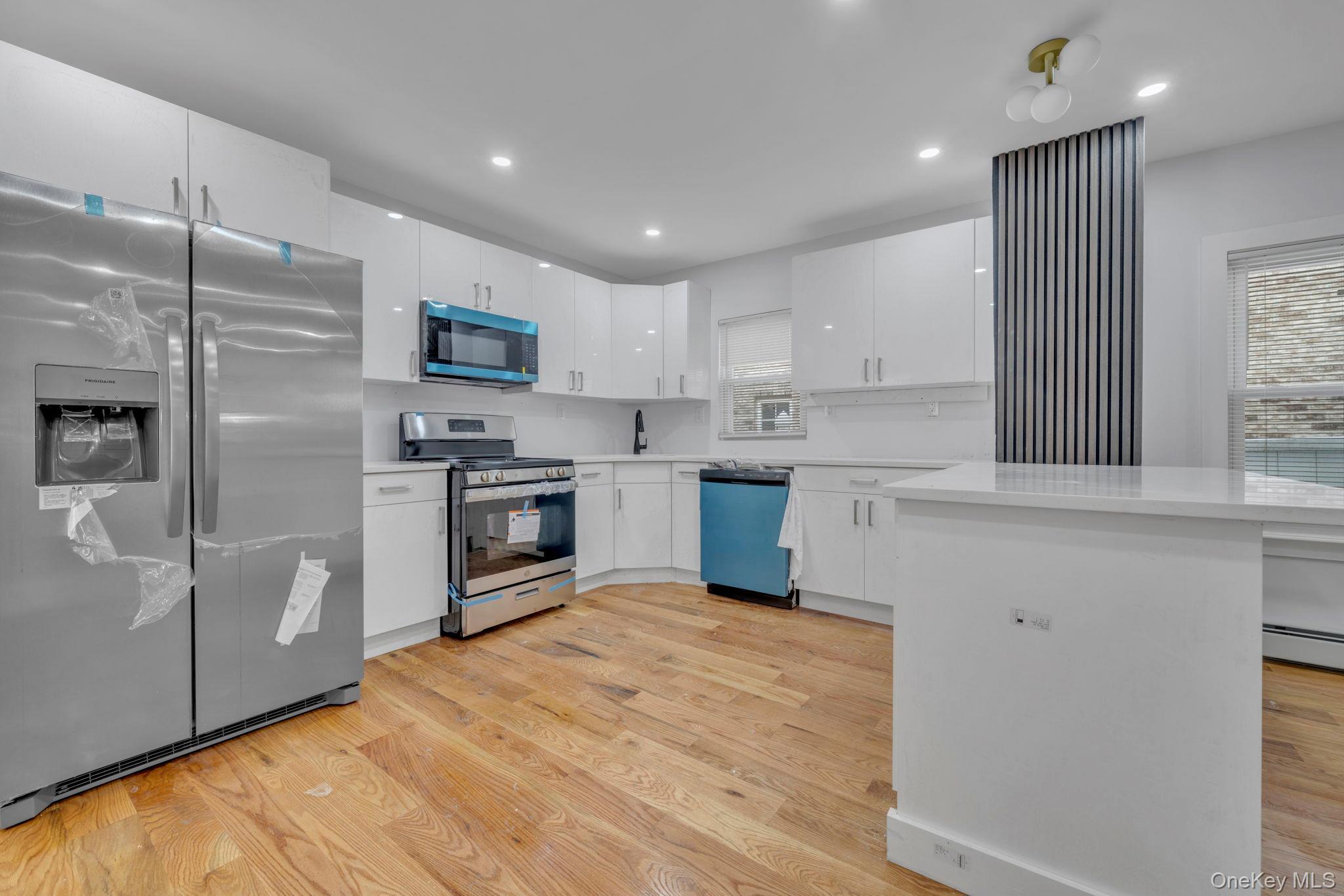 Single Family Quincy  Bronx, NY 10465, MLS-1011639-7
