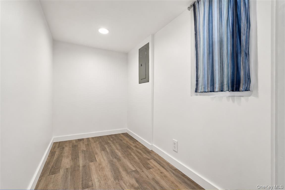 Single Family 185th Street  Queens, NY 11423, MLS-1011670-31
