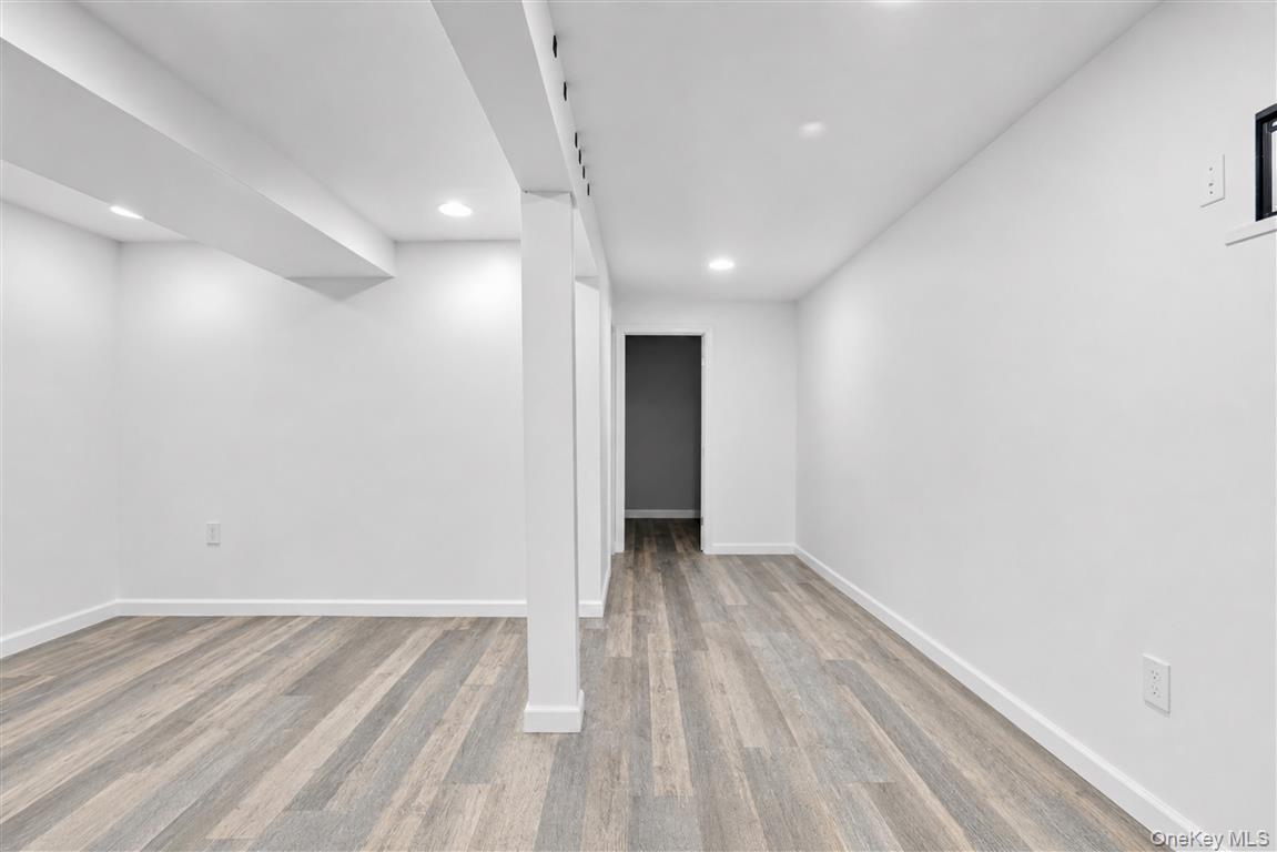 Single Family 185th Street  Queens, NY 11423, MLS-1011670-32