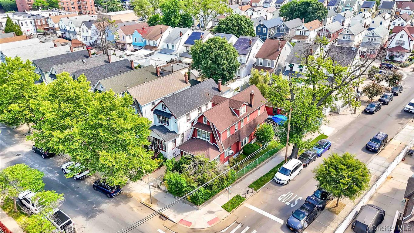 Single Family 185th Street  Queens, NY 11423, MLS-1011670-40