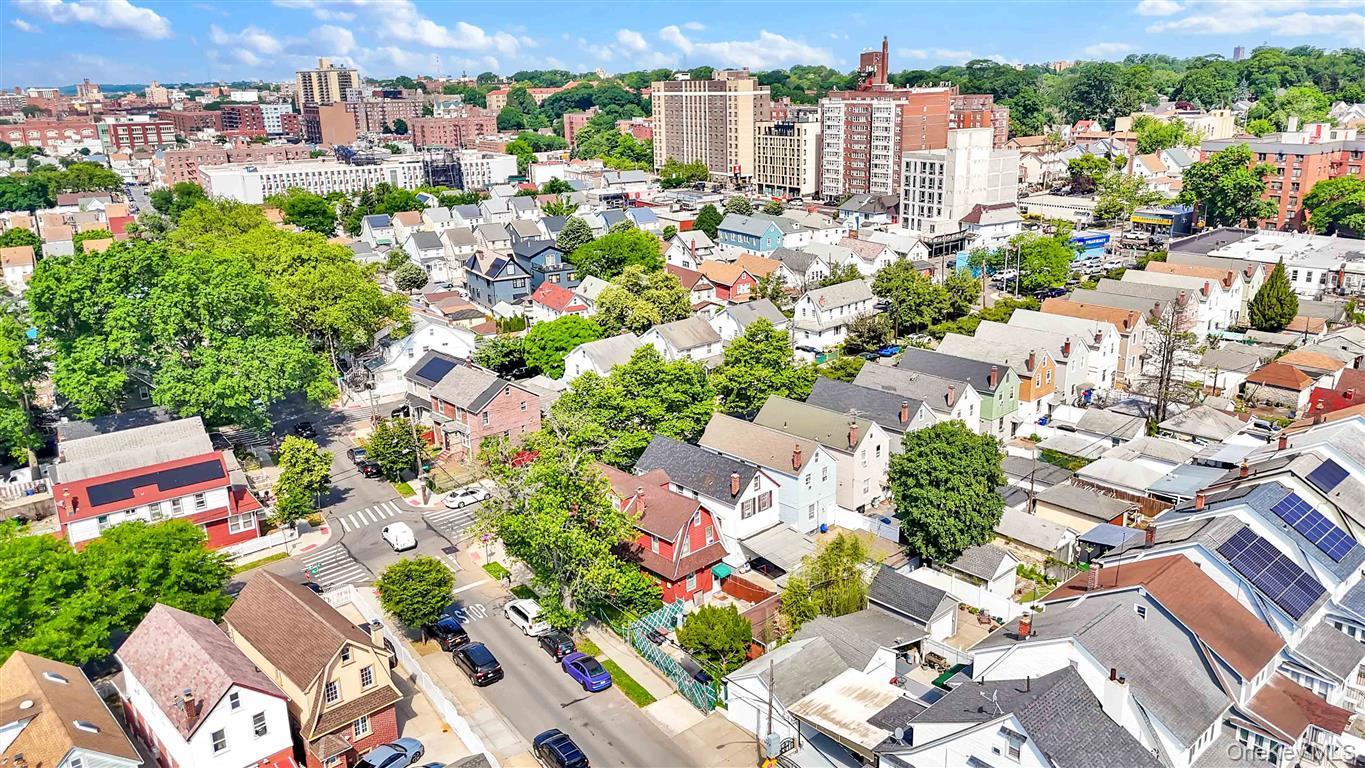 Single Family 185th Street  Queens, NY 11423, MLS-1011670-44