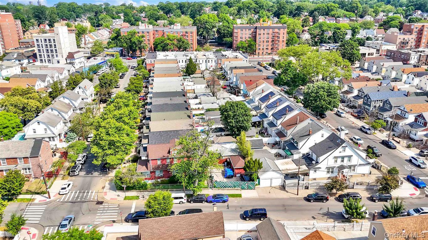 Single Family 185th Street  Queens, NY 11423, MLS-1011670-45