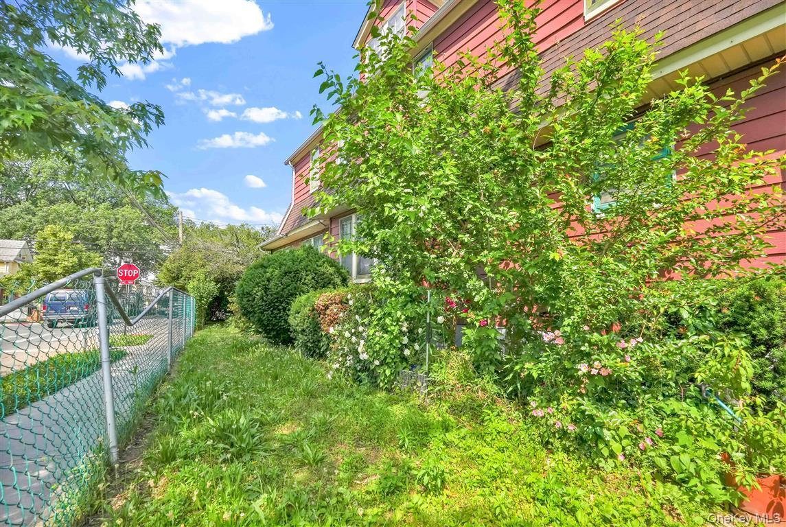 Single Family 185th Street  Queens, NY 11423, MLS-1011670-5