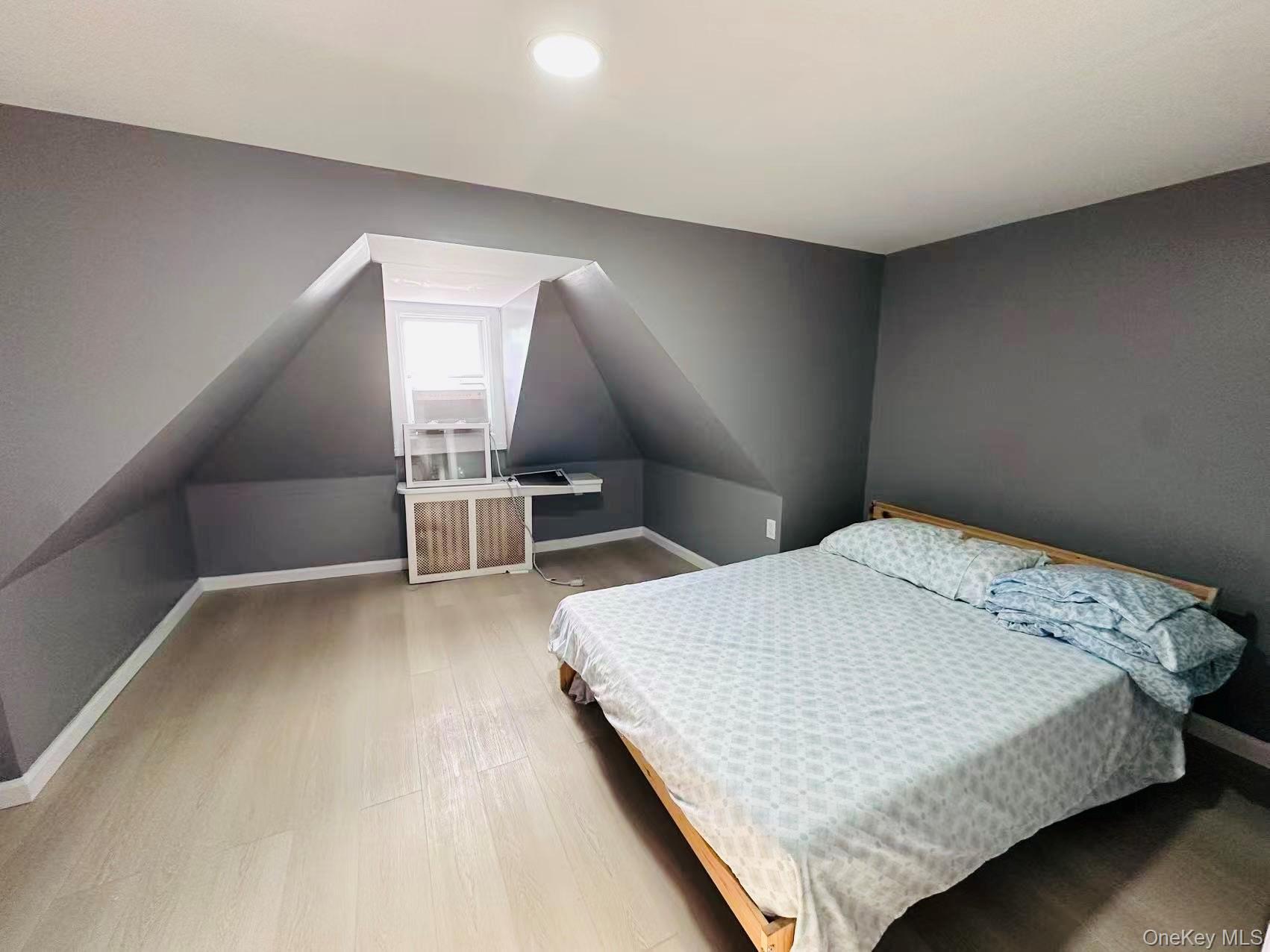 Single Family Cross Bay Boulevard Queens, NY 11693, MLS-1011674-10