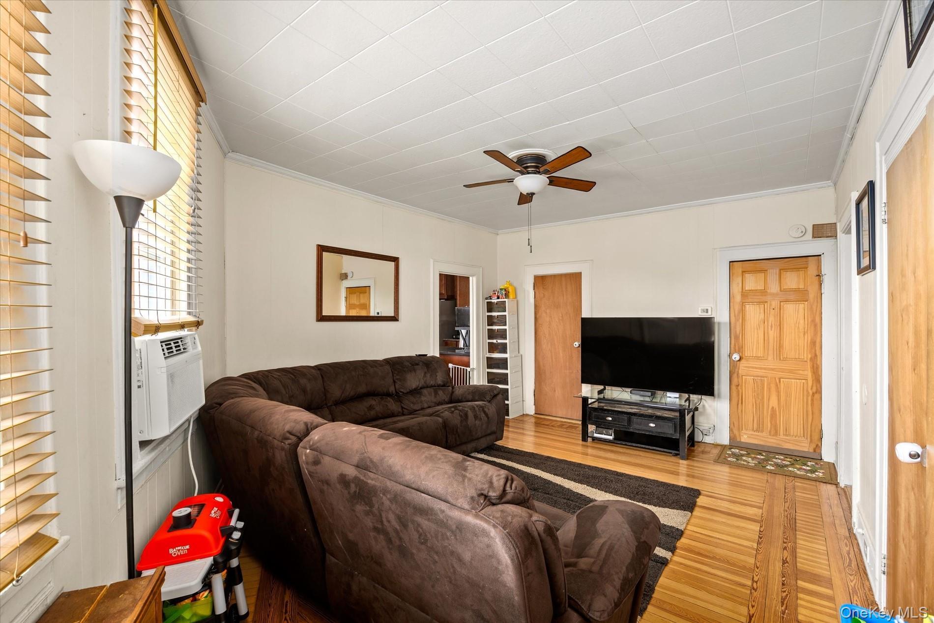 Single Family Jay  Queens, NY 11378, MLS-1011677-7