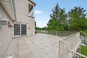 Single Family Francis Lane  Out Of Area, NY 06831, MLS-1011684-38