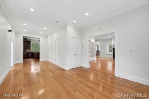 Single Family Francis Lane  Out Of Area, NY 06831, MLS-1011684-7