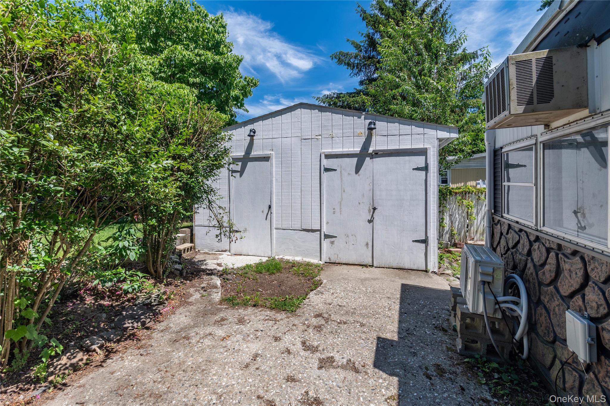 Single Family Lattintown  Orange County, NY 12550, MLS-1011692-22
