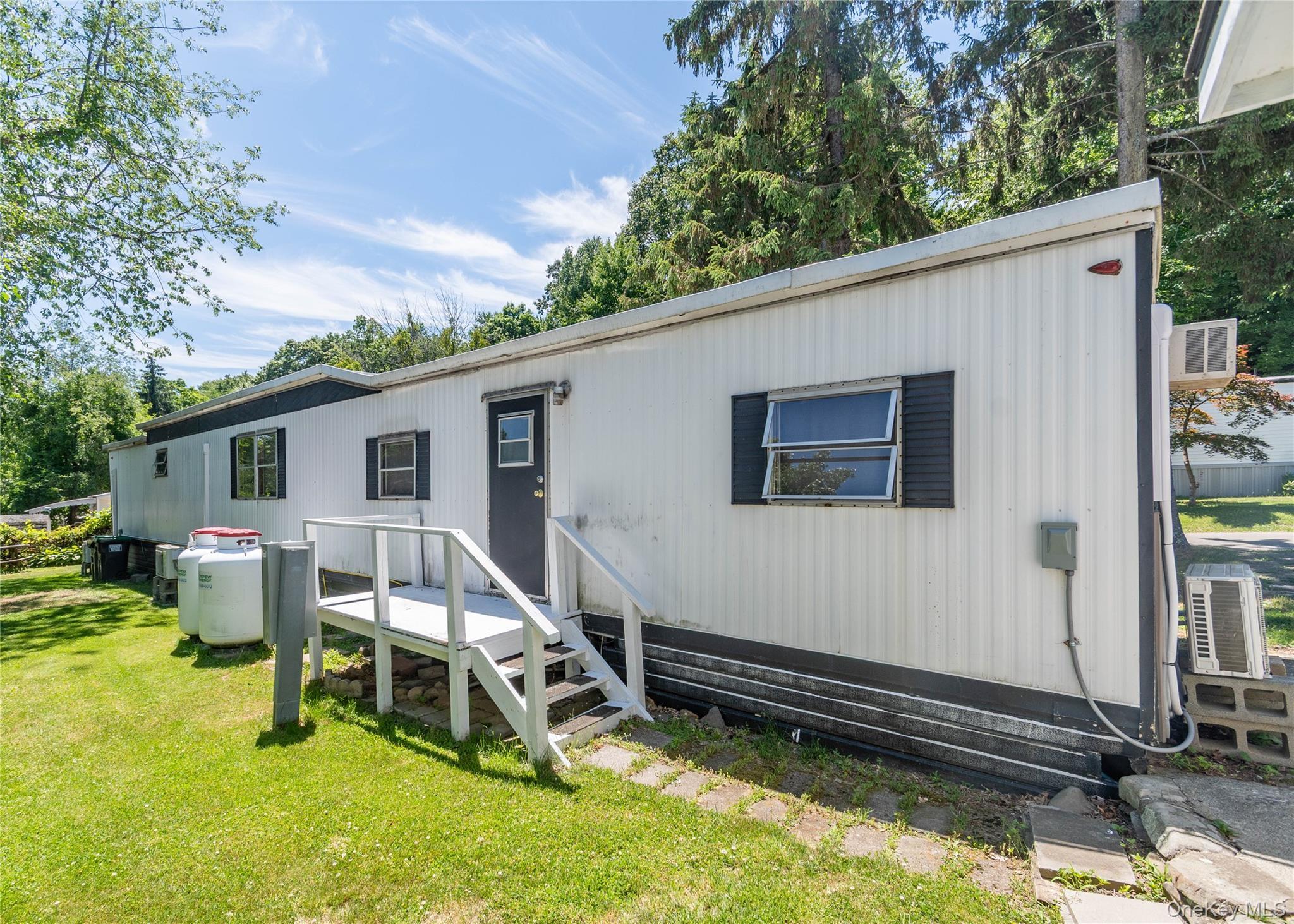 Single Family Lattintown  Orange County, NY 12550, MLS-1011692-24
