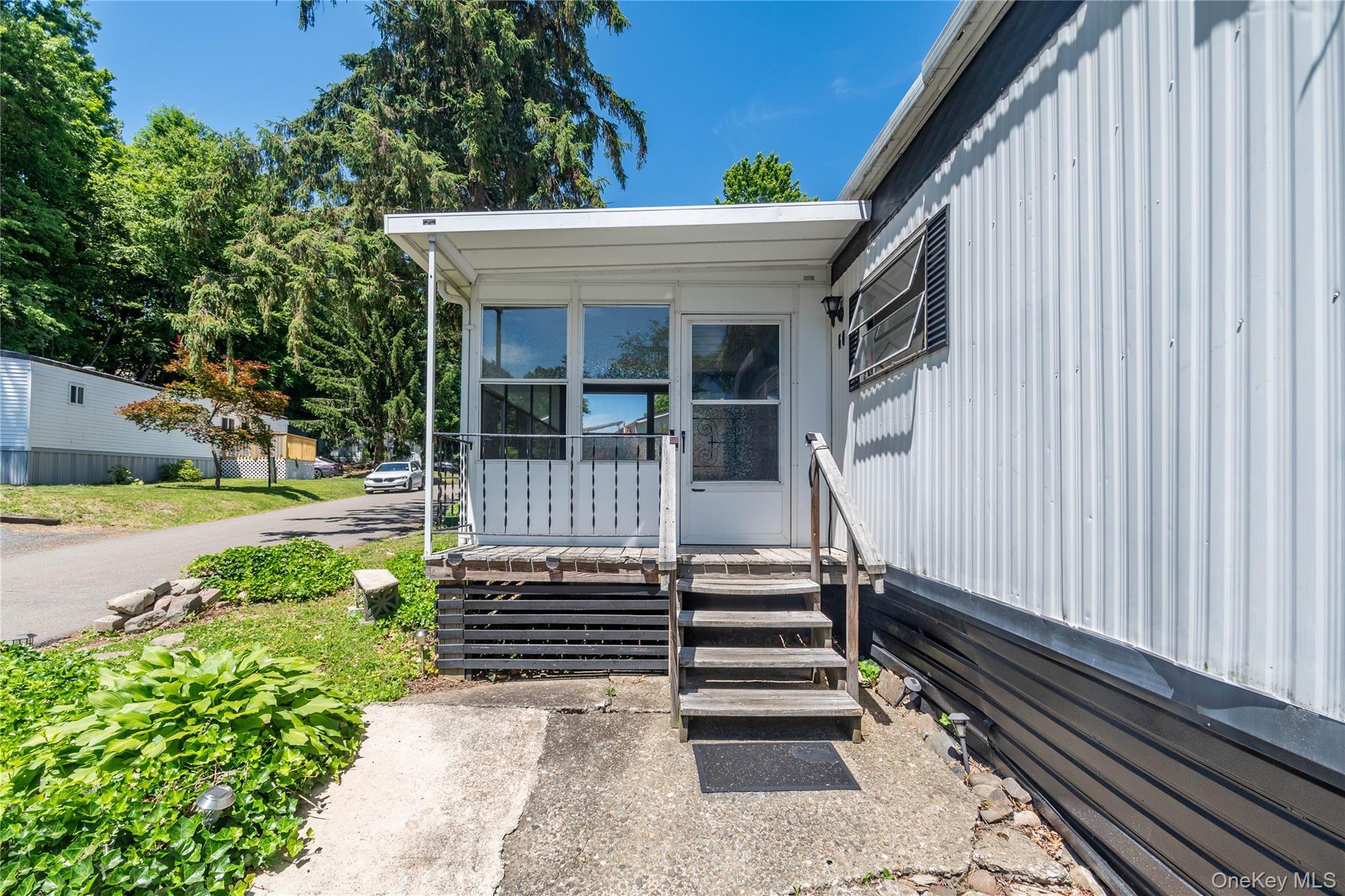 Single Family Lattintown  Orange County, NY 12550, MLS-1011692-3